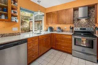 Photo #5: PTP2507048 Listing