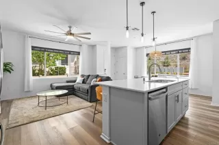 Photo #6: PTP2507068 Listing