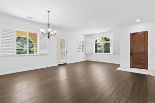 Photo #5: PTP2507089 Listing