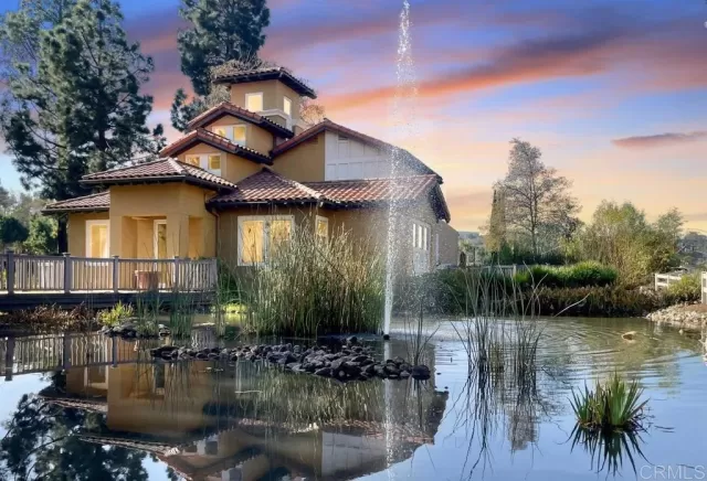 MLS: PTP2507094 Condo For Sale