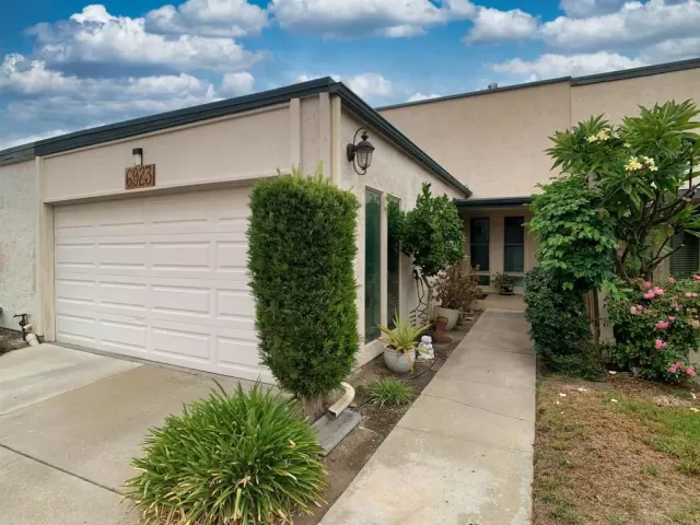 MLS: PTP2507144 Condo For Sale