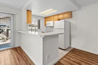 Photo #5: PTP2507147 Listing