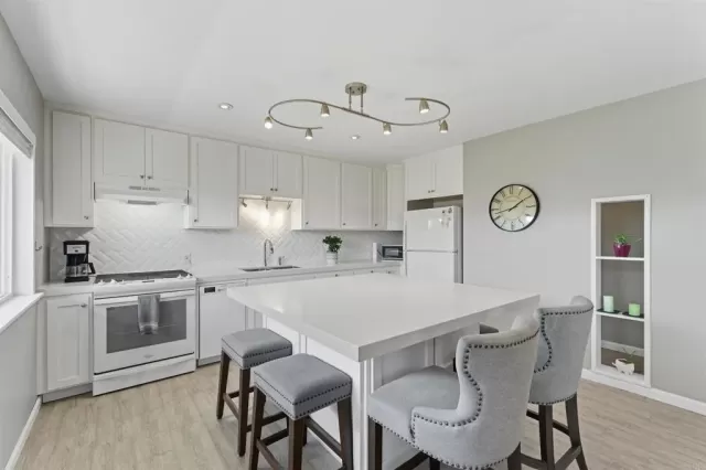 MLS: PTP2507164 Condo For Sale