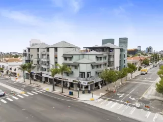 More Details about MLS # PTP2507191 : 2828 UNIVERSITY AVE UNIT 503