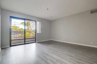 Photo #6: PTP2507200 Listing 