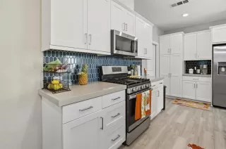 Photo #2: PTP2507221 Listing