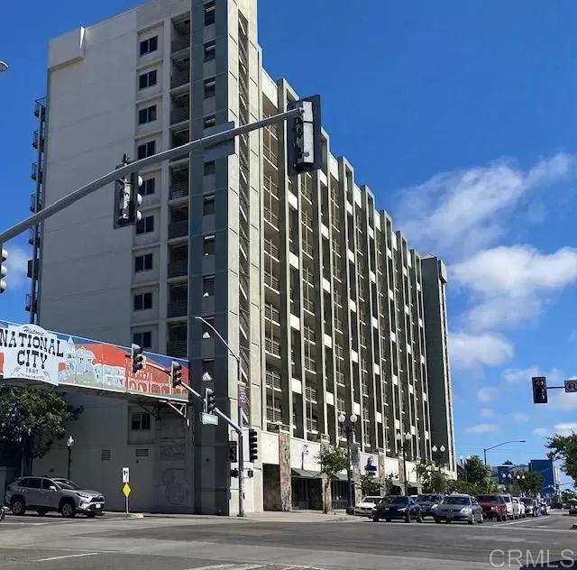 MLS: PTP2507275 Condo For Sale