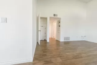 Photo #4: PTP2507355 Listing 