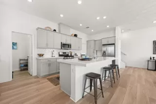 Photo #4: PTP2507373 Listing 