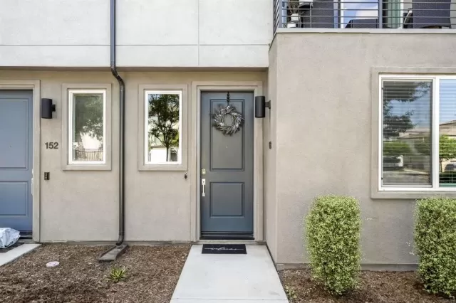 MLS: PTP2507412 Condo For Sale