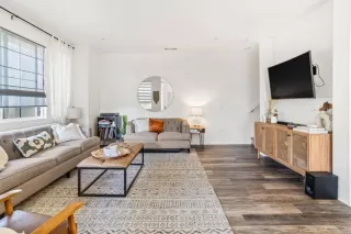 Photo #4: PTP2507432 Listing 