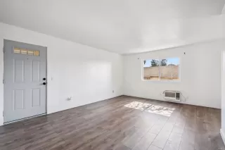 Photo #3: PTP2507436 Listing