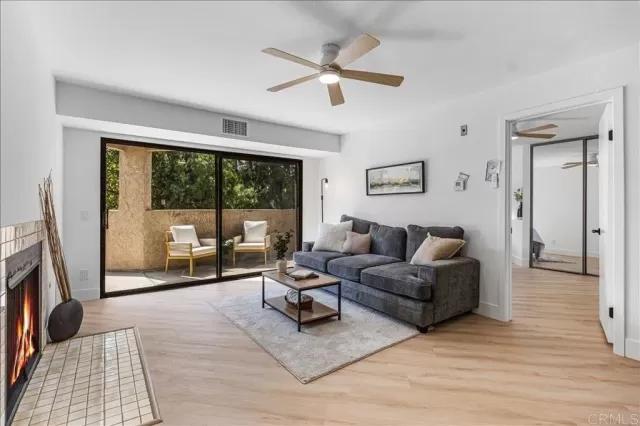 MLS: PTP2507465 Condo For Sale