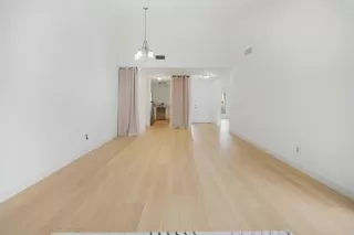 Photo #2: PTP2507477 Listing 