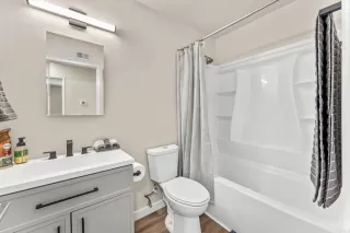 Photo #3: PTP2507503 Listing 