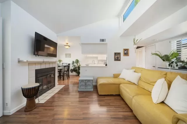 MLS: PTP2507533 Condo For Sale