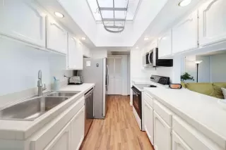 Photo #6: PTP2507533 Listing