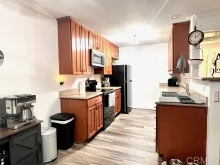 Photo #2: PTP2507574 Listing