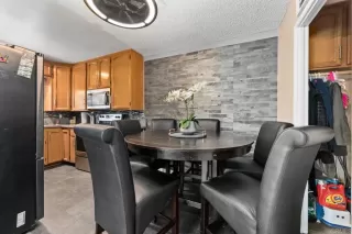 Photo #2: PTP2507583-1 Listing