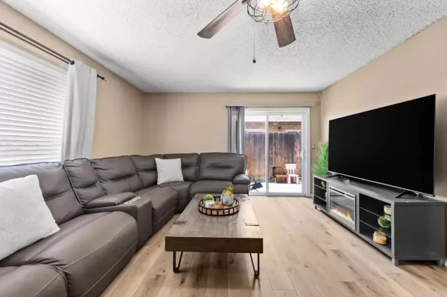 MLS: PTP2507583 Condo For Sale