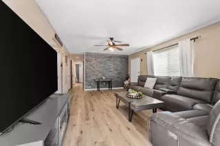 Photo #5: PTP2507583 Listing 