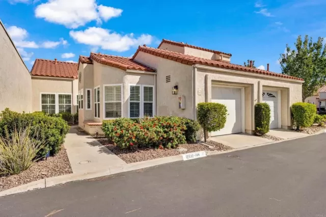 MLS: PTP2507587 Condo For Sale