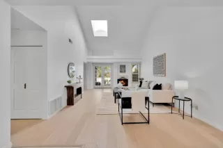 Photo #4: PTP2507587 Listing