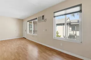 Photo #4: PTP2507610 Listing