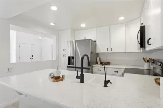 Photo #5: PTP2507665 Listing