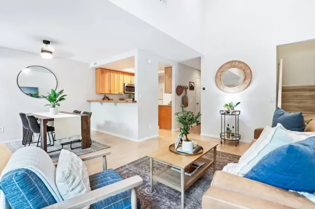 MLS: PTP2507695 Condo For Sale