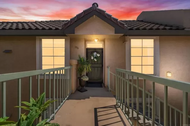 MLS: PTP2507696 Condo For Sale