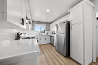 Photo #5: PTP2507721 Listing 