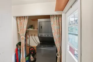 Photo #4: PTP2507768 Listing