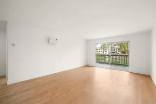 Photo #5: PTP2507779 Listing 