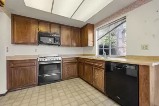 Photo #3: PTP2507803 Listing 