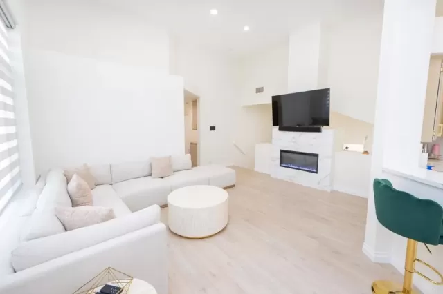 MLS: PTP2507814 Condo For Sale