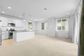 Photo #2: PTP2507822 Listing 