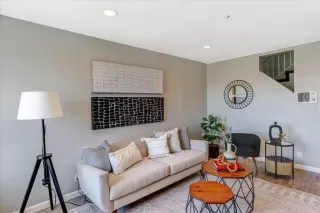 Photo #1: PTP2507828 Listing