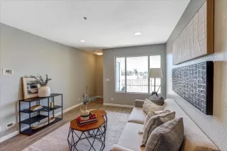 Photo #2: PTP2507828 Listing