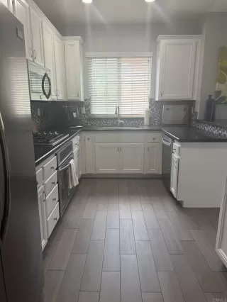 Photo #4: PTP2507851 Listing