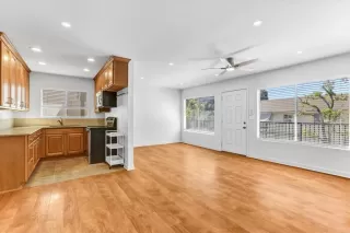 Photo #1: PTP2507894 Listing