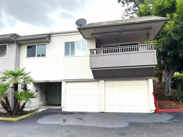 MLS: PTP2507928 Condo For Sale