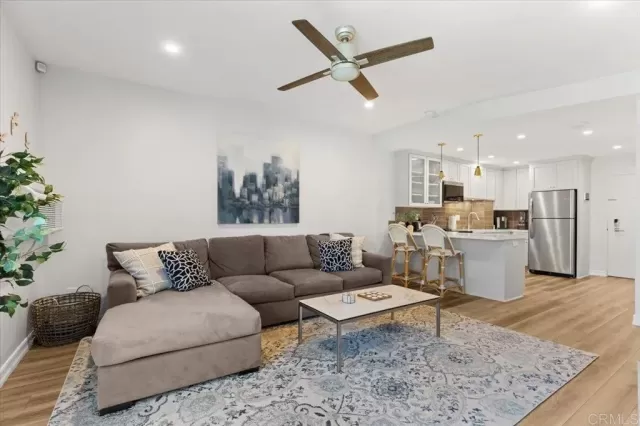 MLS: PTP2507937 Condo For Sale