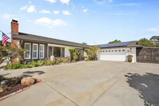 Photo #3: PTP2507968 Listing