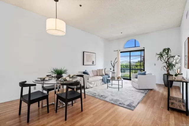 MLS: PTP2507971 Condo For Sale