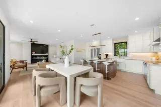 Photo #2: PTP2507974 Listing