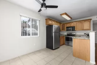 Photo #4: PTP2508061 Listing