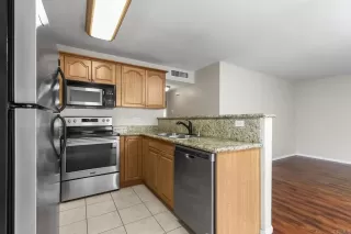 Photo #6: PTP2508061 Listing