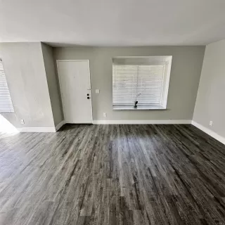 Photo #2: PTP2508085 Listing
