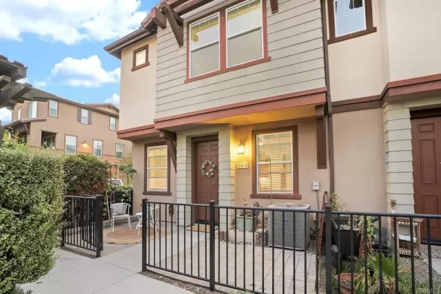 MLS: PTP2508338 Condo For Sale